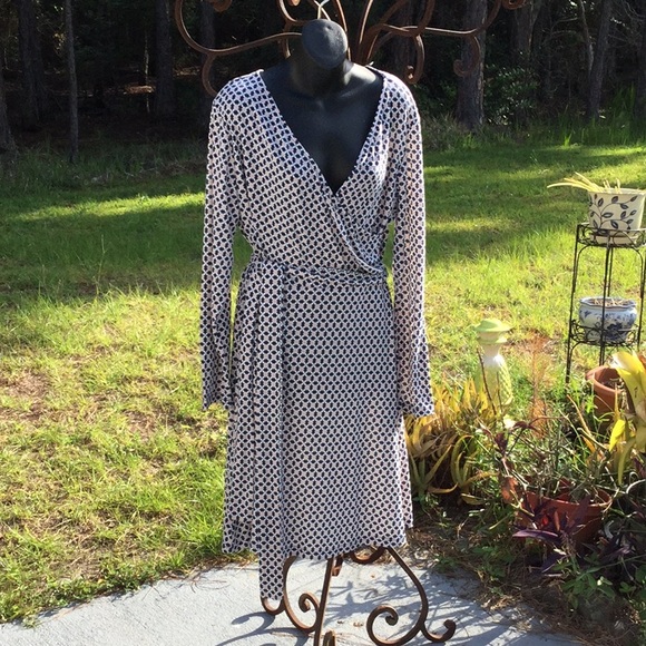 🦋NWOT Fashion Dress Size XXLarge Wardrobe Must Have & So Much Fun To Wear 🦋 - Picture 1 of 11